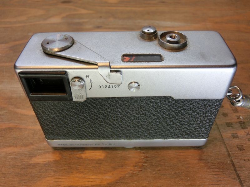 7410 訳アリ Rollei 35 露出計NG ドイツ製 シルバー - メルカリ 