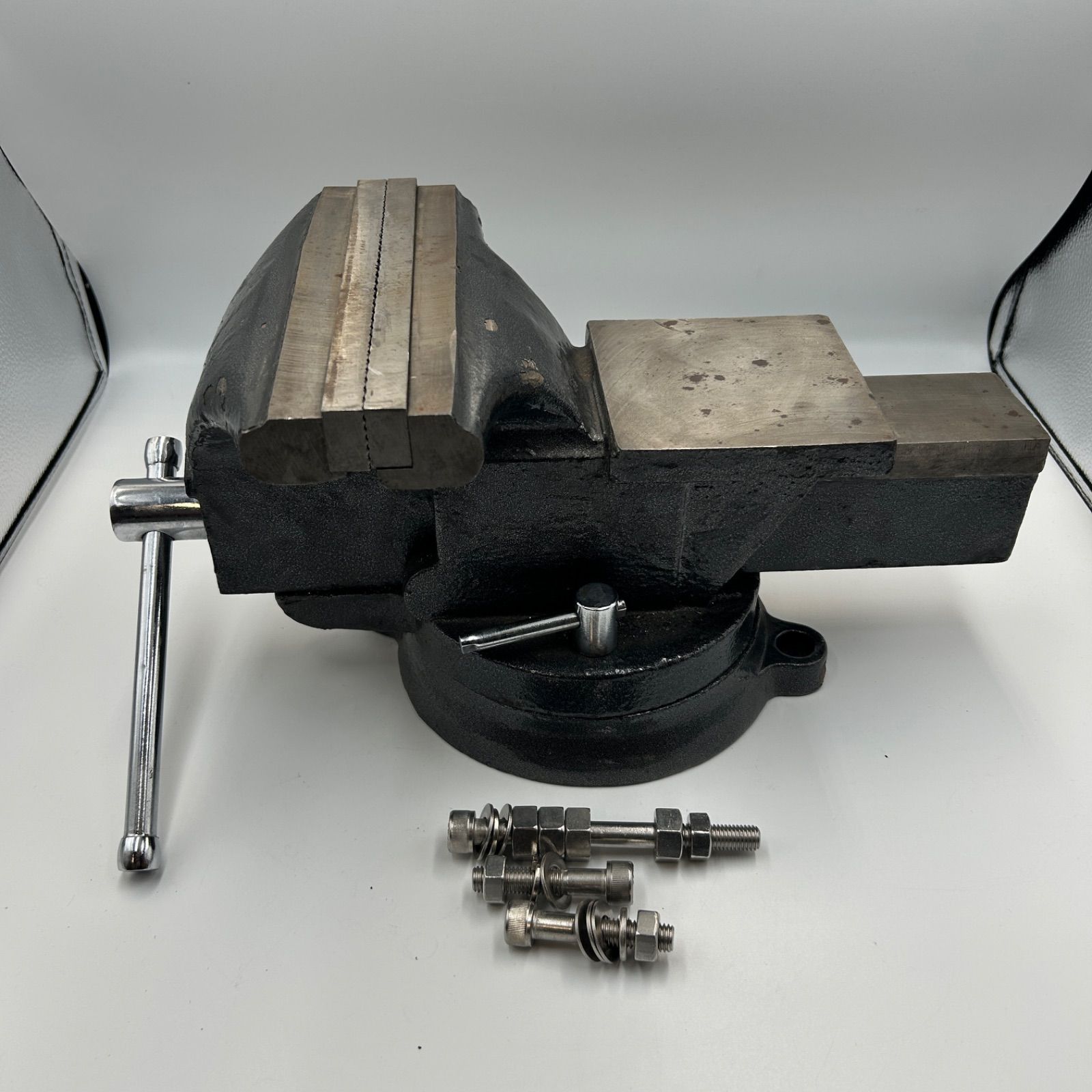 リードバイス ベンチバイス 万力 固定 回転式 開口幅 160mm