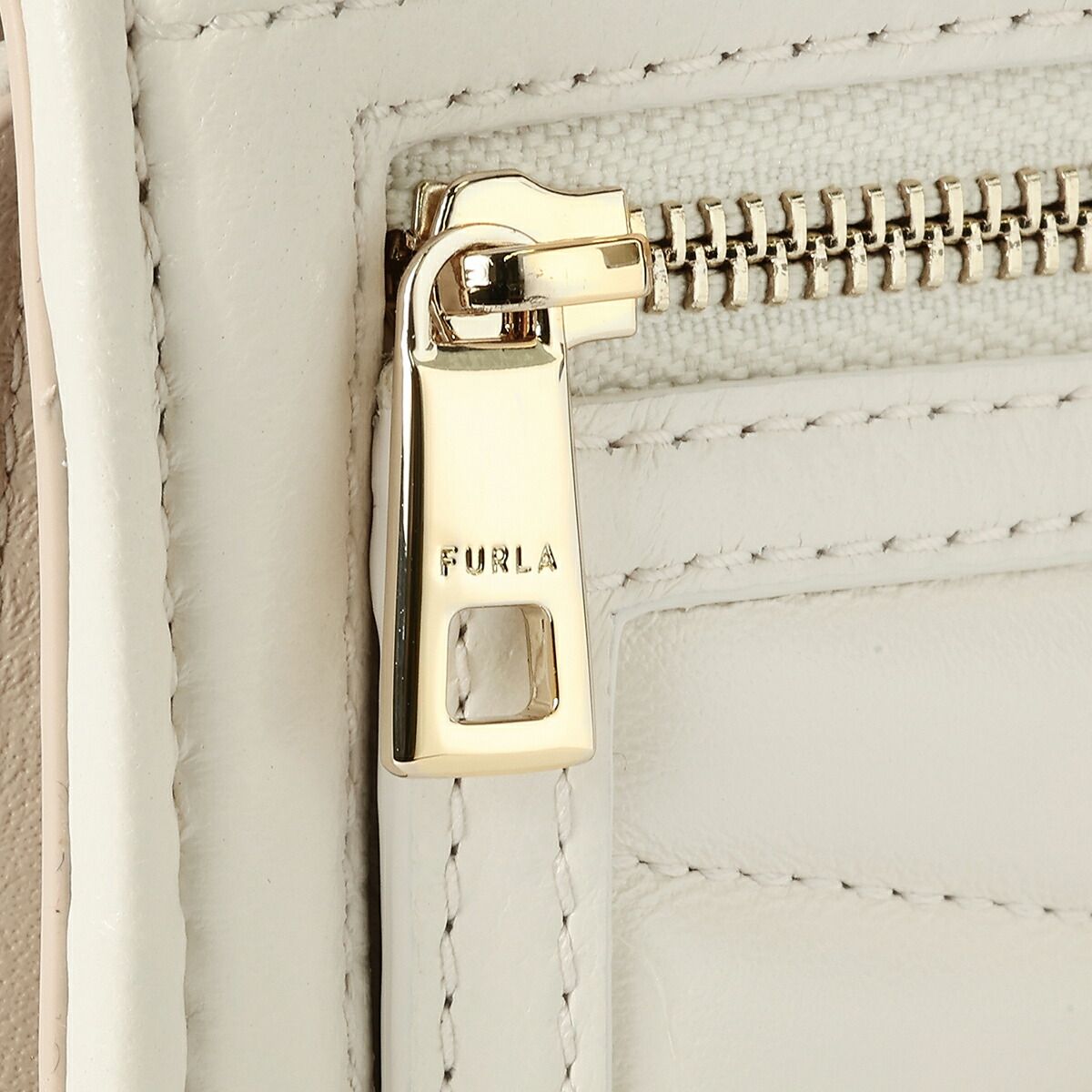 新品 フルラ FURLA 3つ折り財布 ミオニード COMPACT WALLET パンナ  
