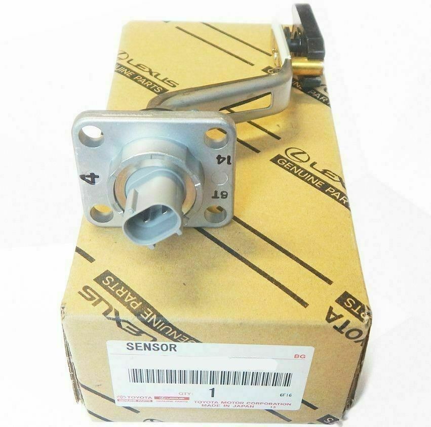 ○未使用 トヨタ KDN215 ハイラックスサーフ 純正 エンジン オイル  