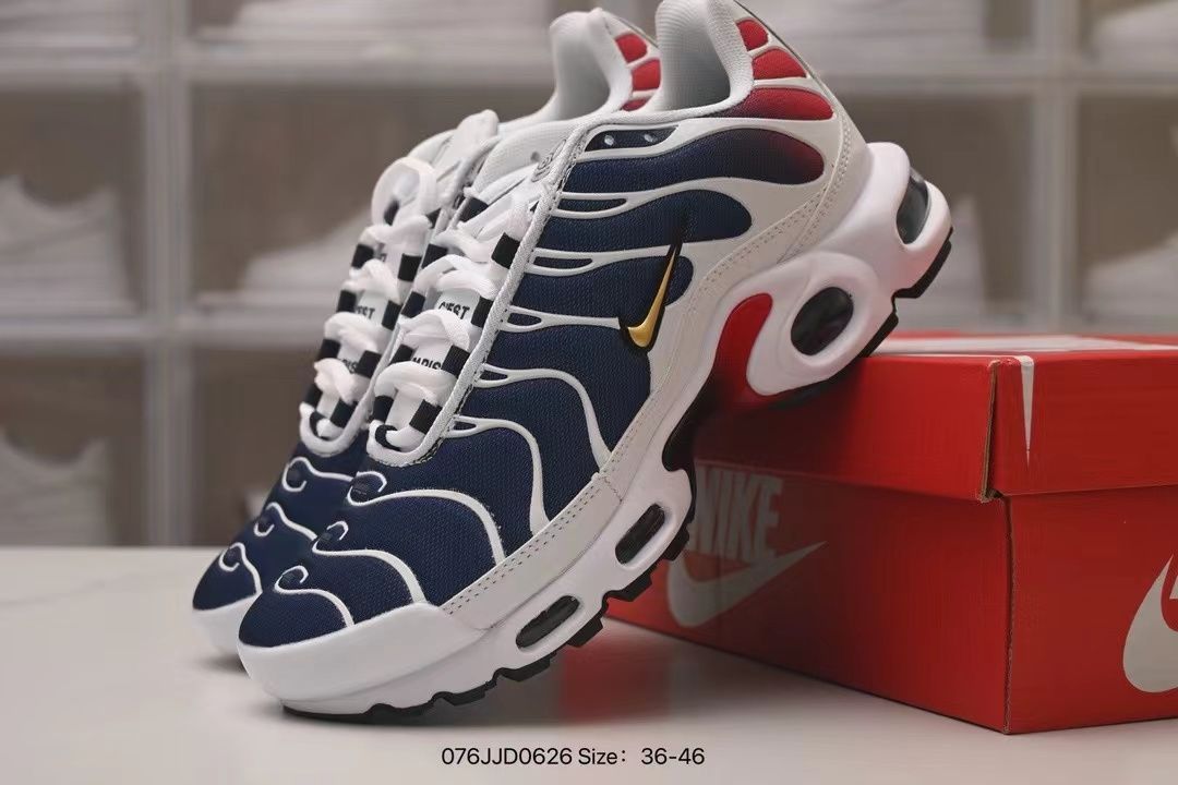 ナイキ NIKE AIR MAXPLUS DRIFT スニーカー 並行輸入品