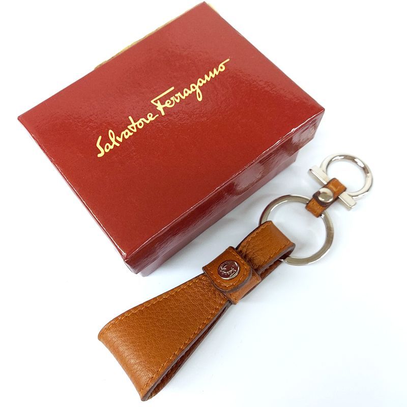 新品・アウトレット フェラガモ キーリング ブラウン Salvatore Ferragamo サルヴァトーレ フェラガモ 並行輸入品
