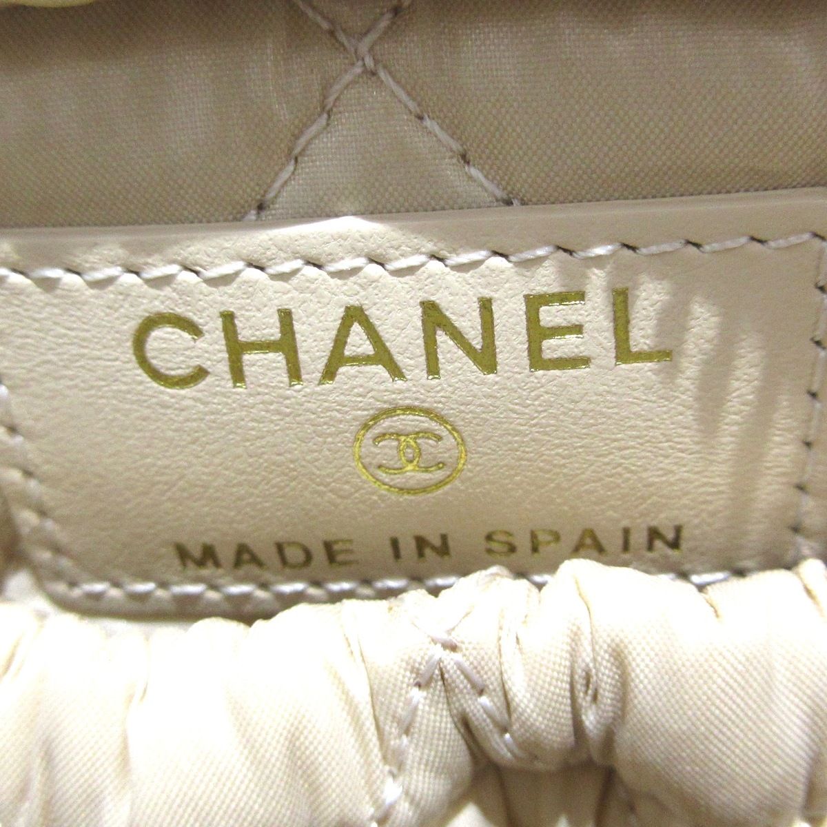 CHANEL(シャネル) ポーチ美品 マトラッセ A80909 ベージュ