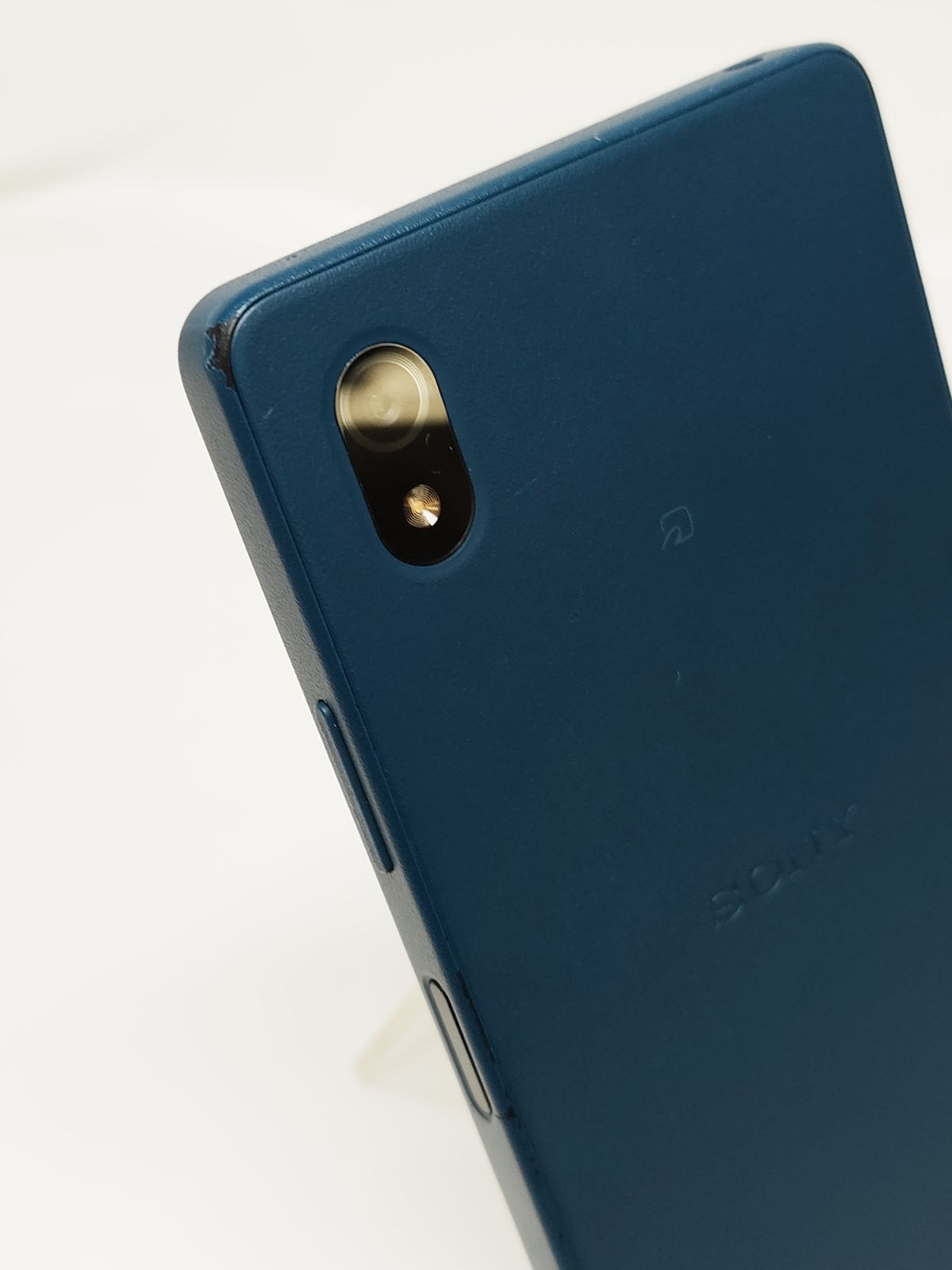 Xperia Ace III au SOG08 ブルー Xperia Ace III（エクスペリア エース マークスリー） | 仕様