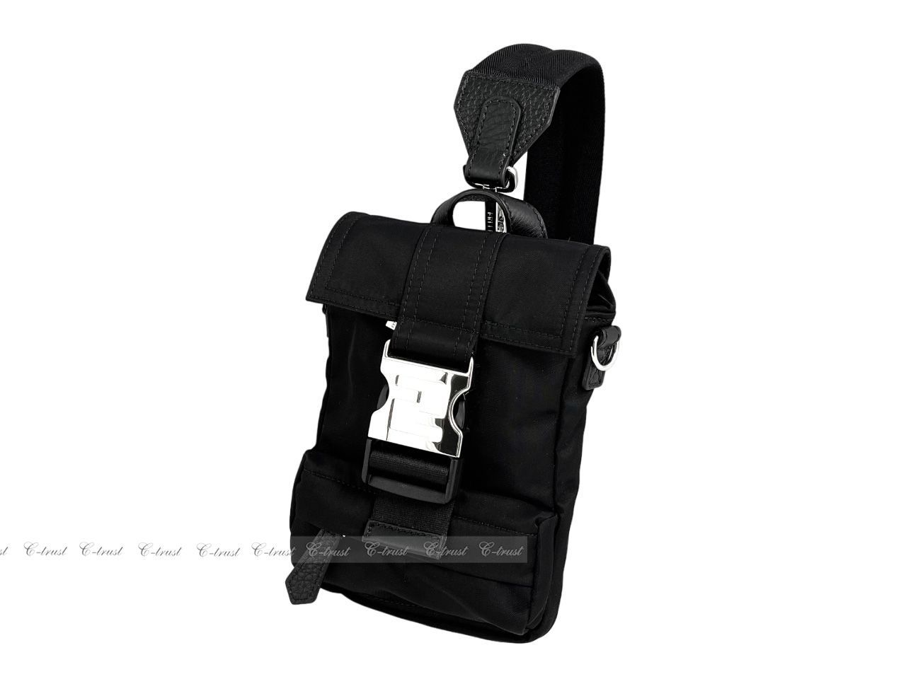 FENDI ポーチ FENDI フェンディ ポーチ バッグ BAG FENDINESS MINI ショルダー