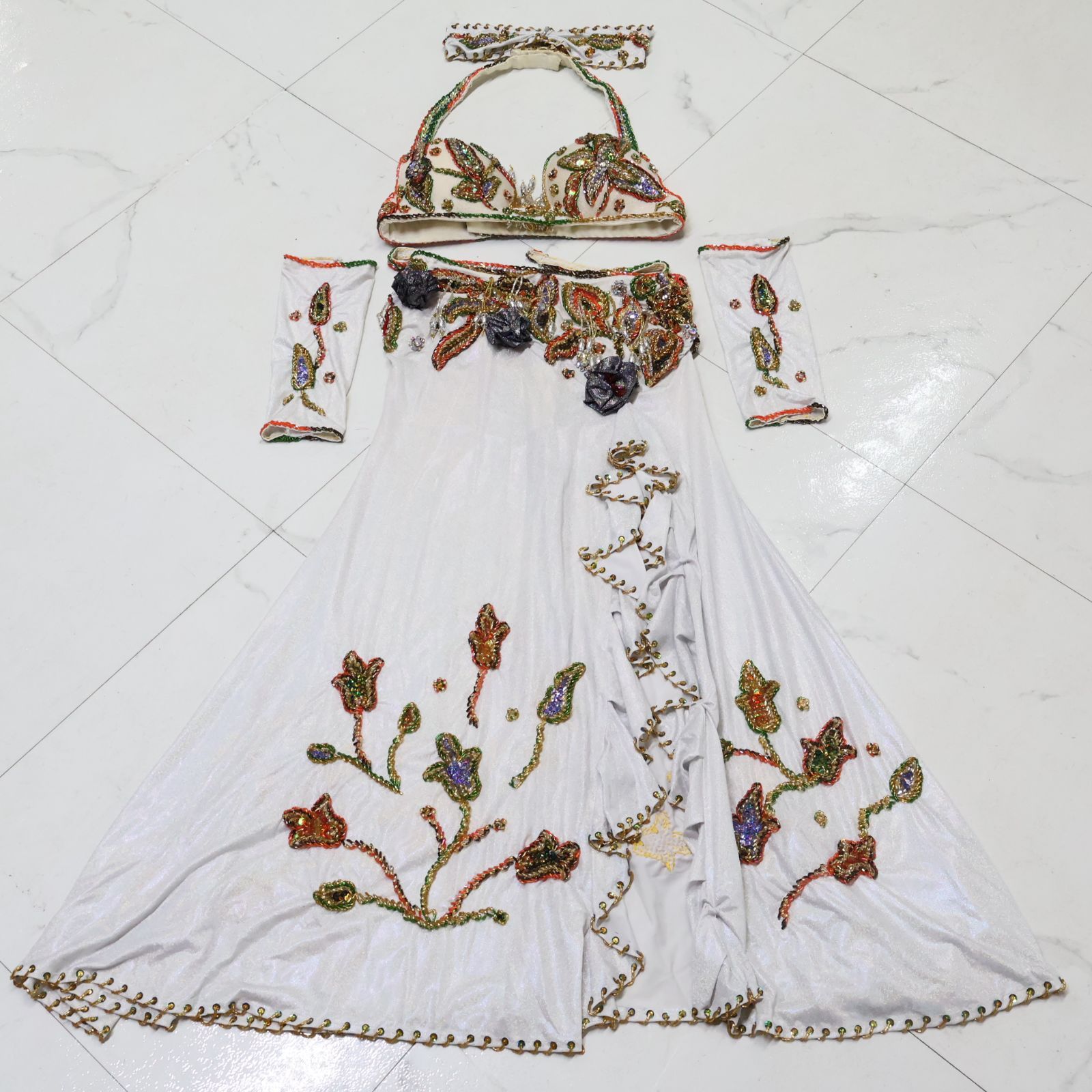 ベリーダンス用 オリエンタル衣装】ホワイト ラインストーン ビーズ