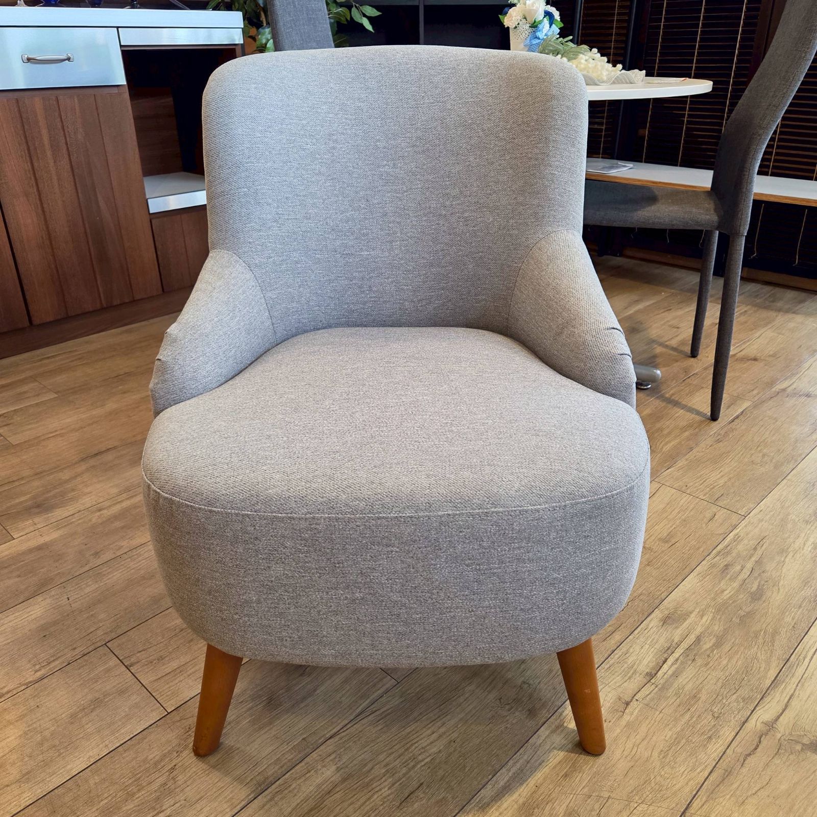 uniko ウニコ SOPHIE ソフィ 1シーター ソファ ライトグレー NEXPOTALLINN_EU