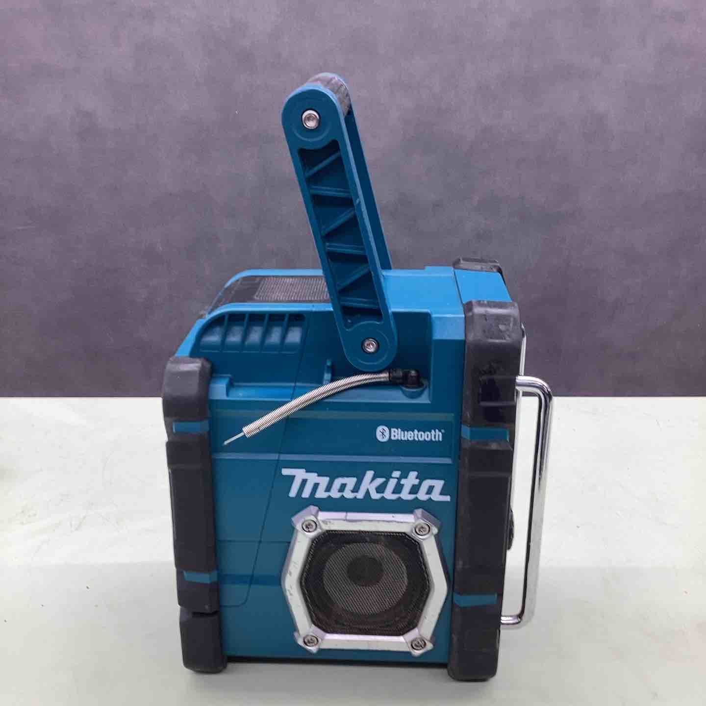 ☆マキタ(makita) コードレスラジオ MR106【越谷店】マキタ 充電式 