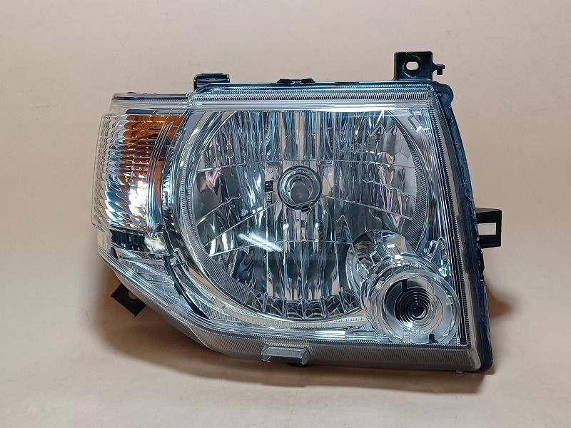 コーティング済 パジェロミニ H58A 右ヘッドランプ ヘッドライト エクシード コイト 100-37007 8301B540 A31T38A31