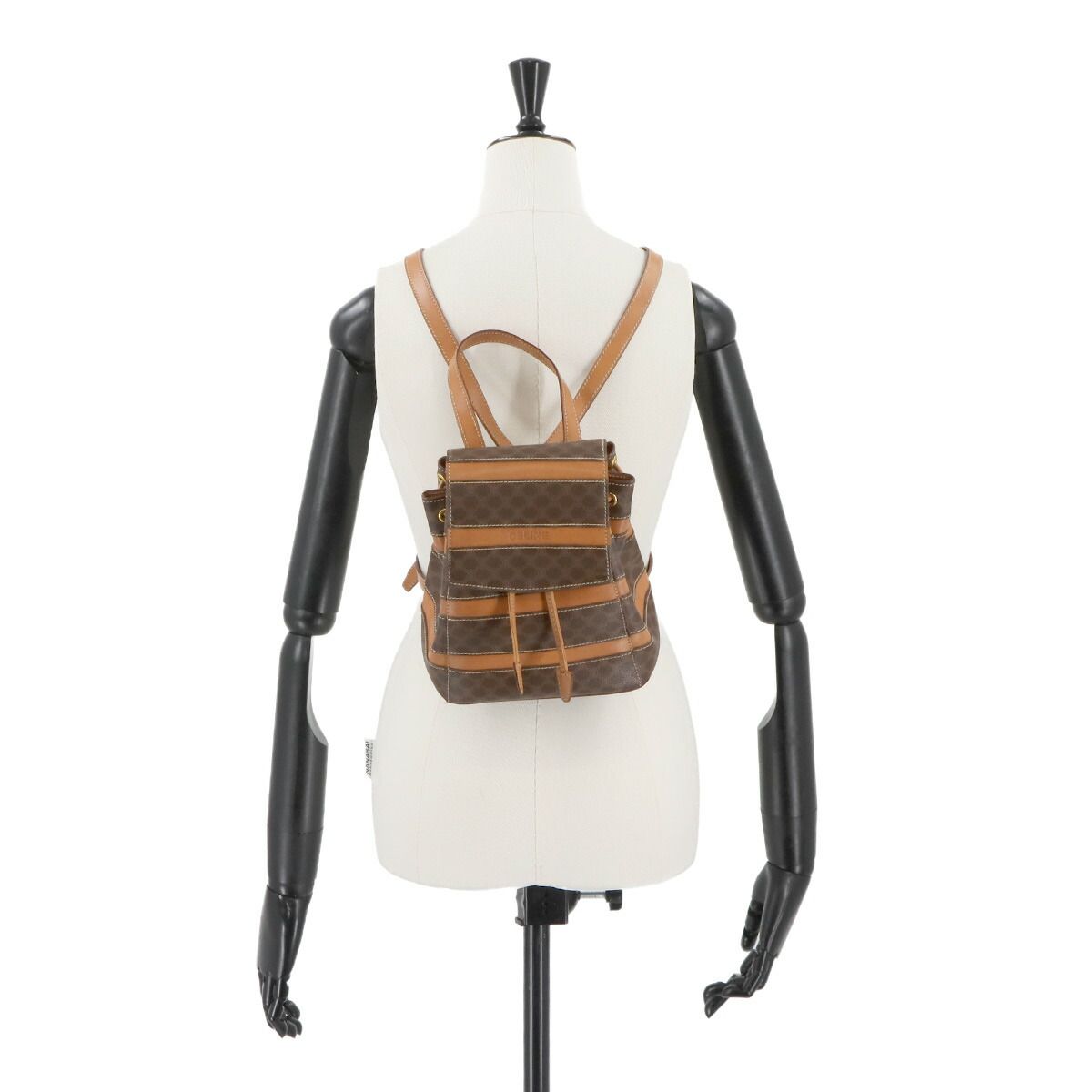 美品 セリーヌ CELINE マカダム柄 バックパック リュックサック 美品 セリーヌ CELINE マカダム柄 バックパック リュックサック