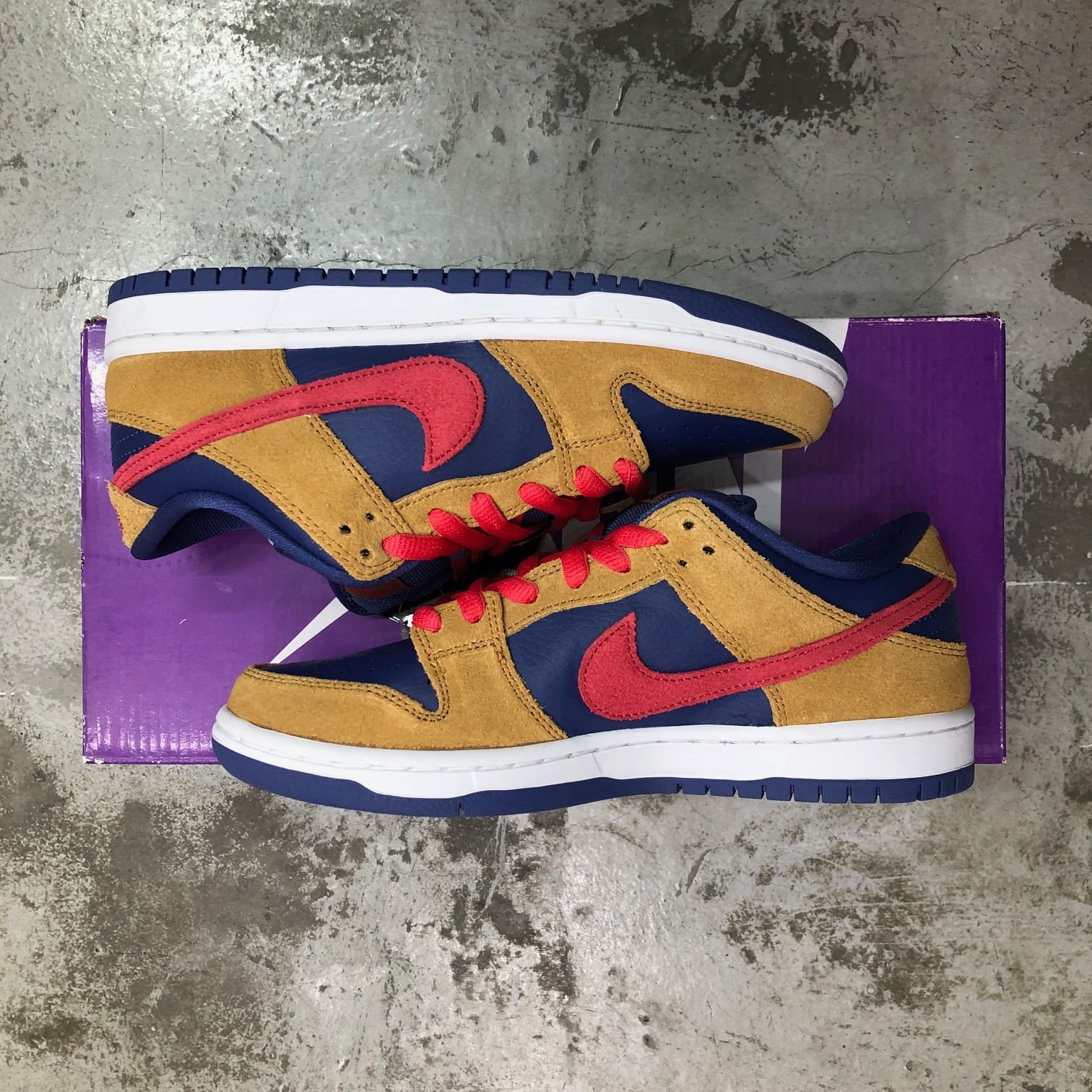 新品 国内正規 NIKE SB Dunk Low Pro Wheat and Purple BQ6817-700