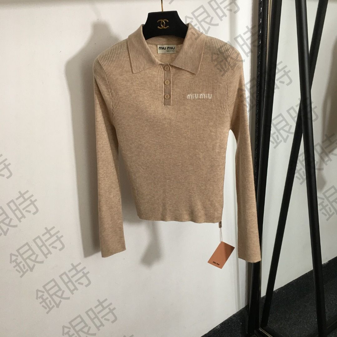美品 MIUMIU ミュウミュウ 長袖 ニット - メルカリ