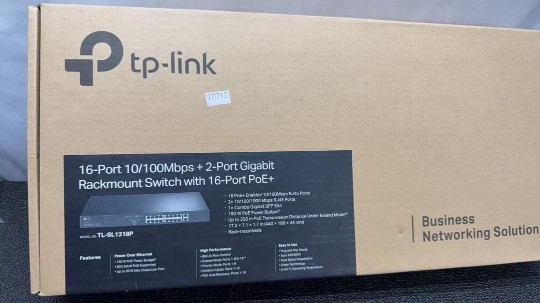 TP-Link TL-SL1218P 16ポート ラックマウントスイッチ 727732