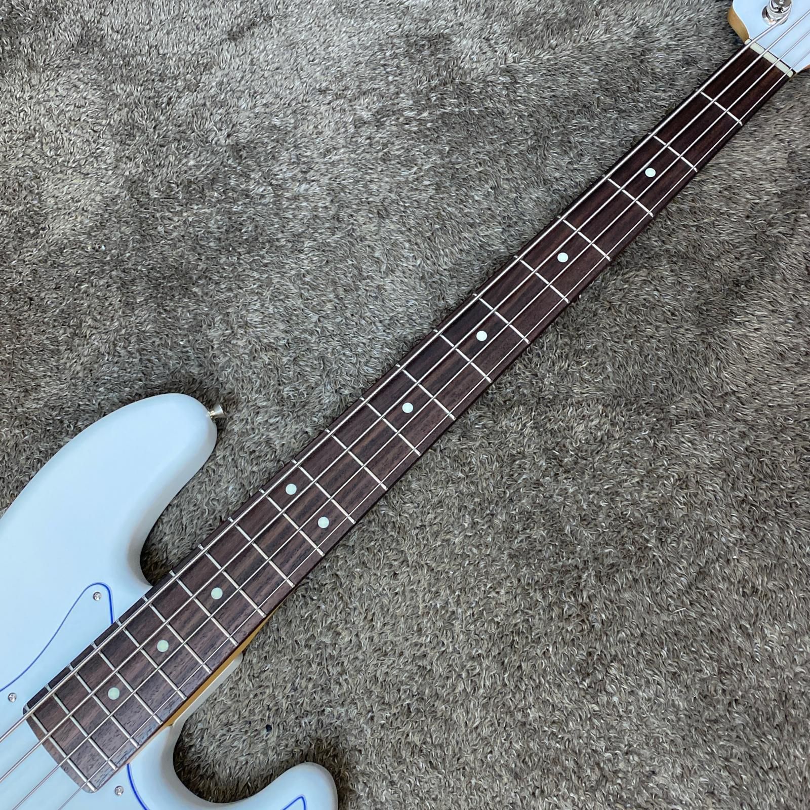 尾張小牧店 楽器 Fender フェンダー ベース Made in Japan Limited Hybrid II Jazz Bass Blanc White 471