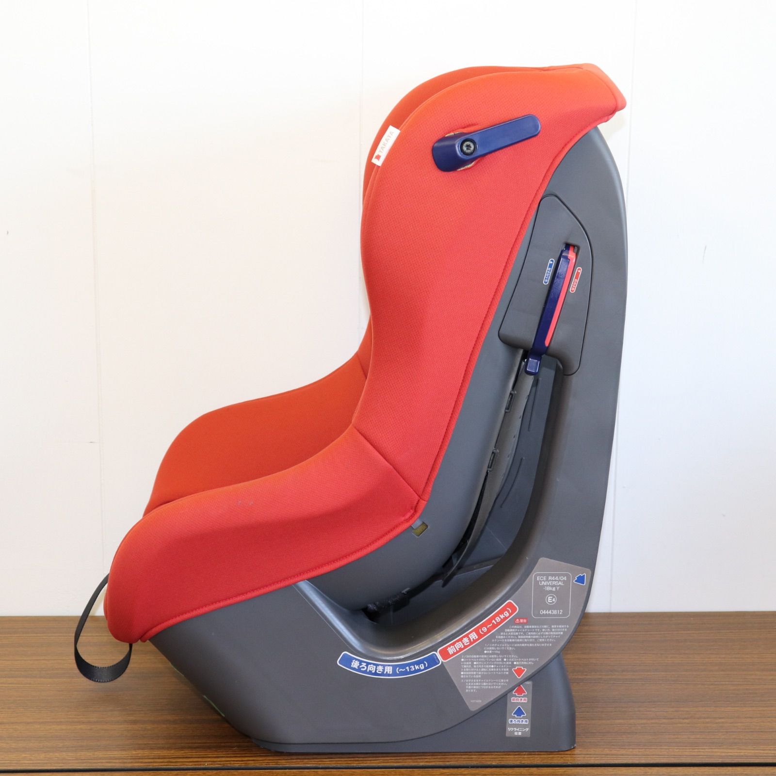 超絶お買い得!!TAKATAのチャイルドシート! 即日発送】TAKATA タカタ 軽量 チャイルドシート TKSYS402 赤 シート