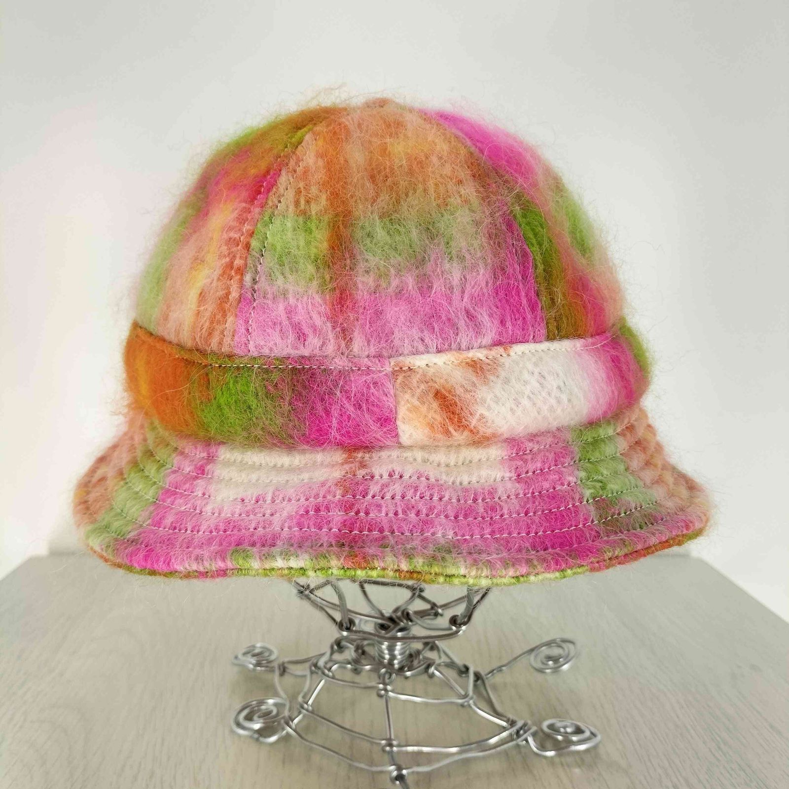 シュプリーム Supreme 25SS Mohair Plaid Bell Hat メンズ