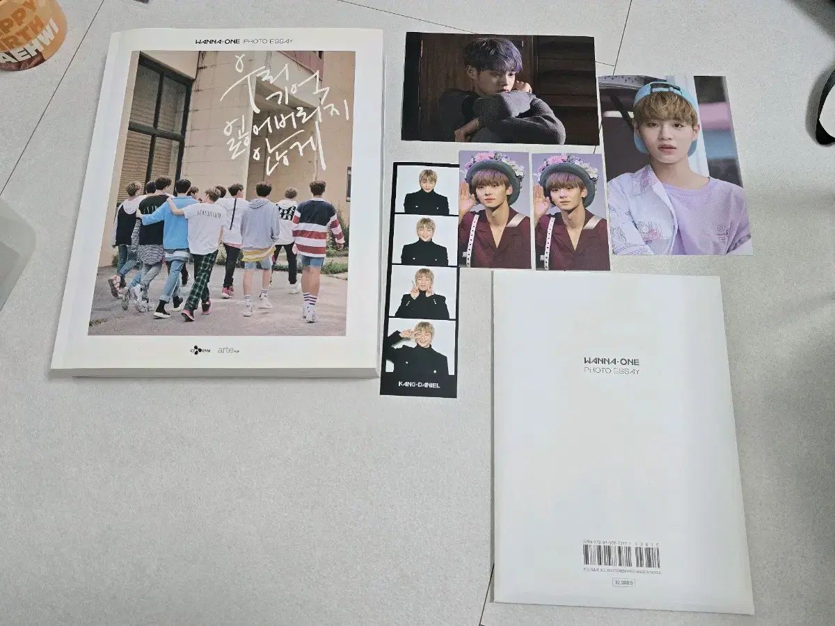 WANNA ONE フォトエッセイ Wanna Oneフォトエッセイ season2〈ありがとう、僕たちが一緒に