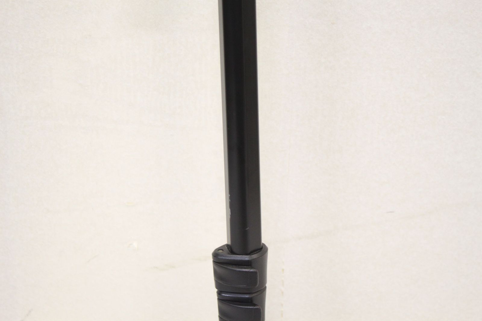 一脚 M5411