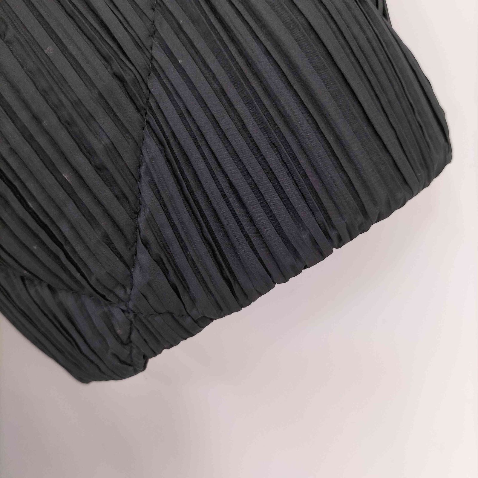 イッセイミヤケ 90S 94AW 銀タグ ポリエステルプリーツパデットコート 1134530569917-1_1200x1200.jpg?