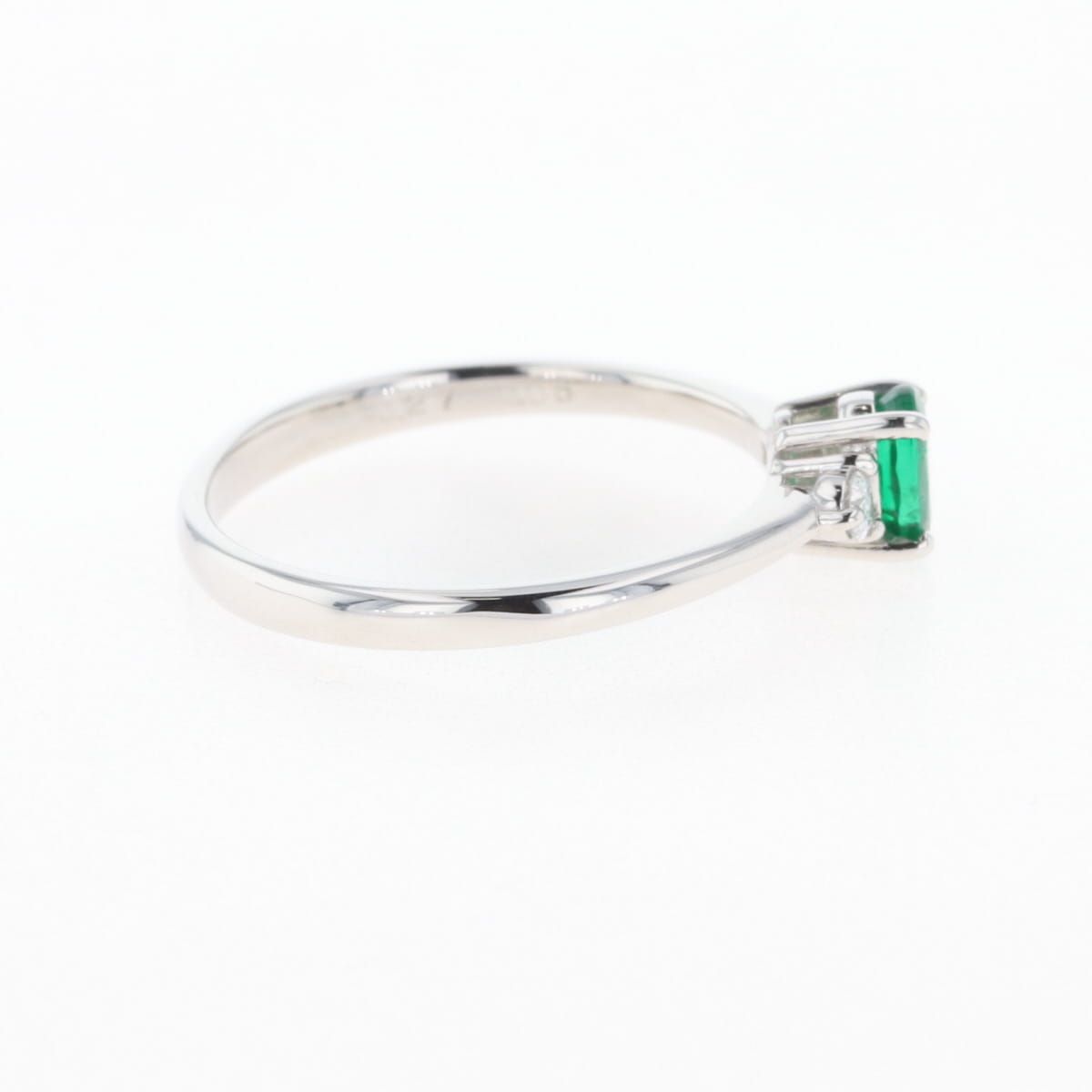 1.00ct PT900 プラチナエメラルドリング☆1．00ct☆ Pt900
