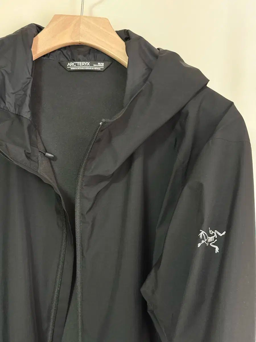 ARC'TERYX アークテリクス ソーラーノ フーディー ブラック M サイズ