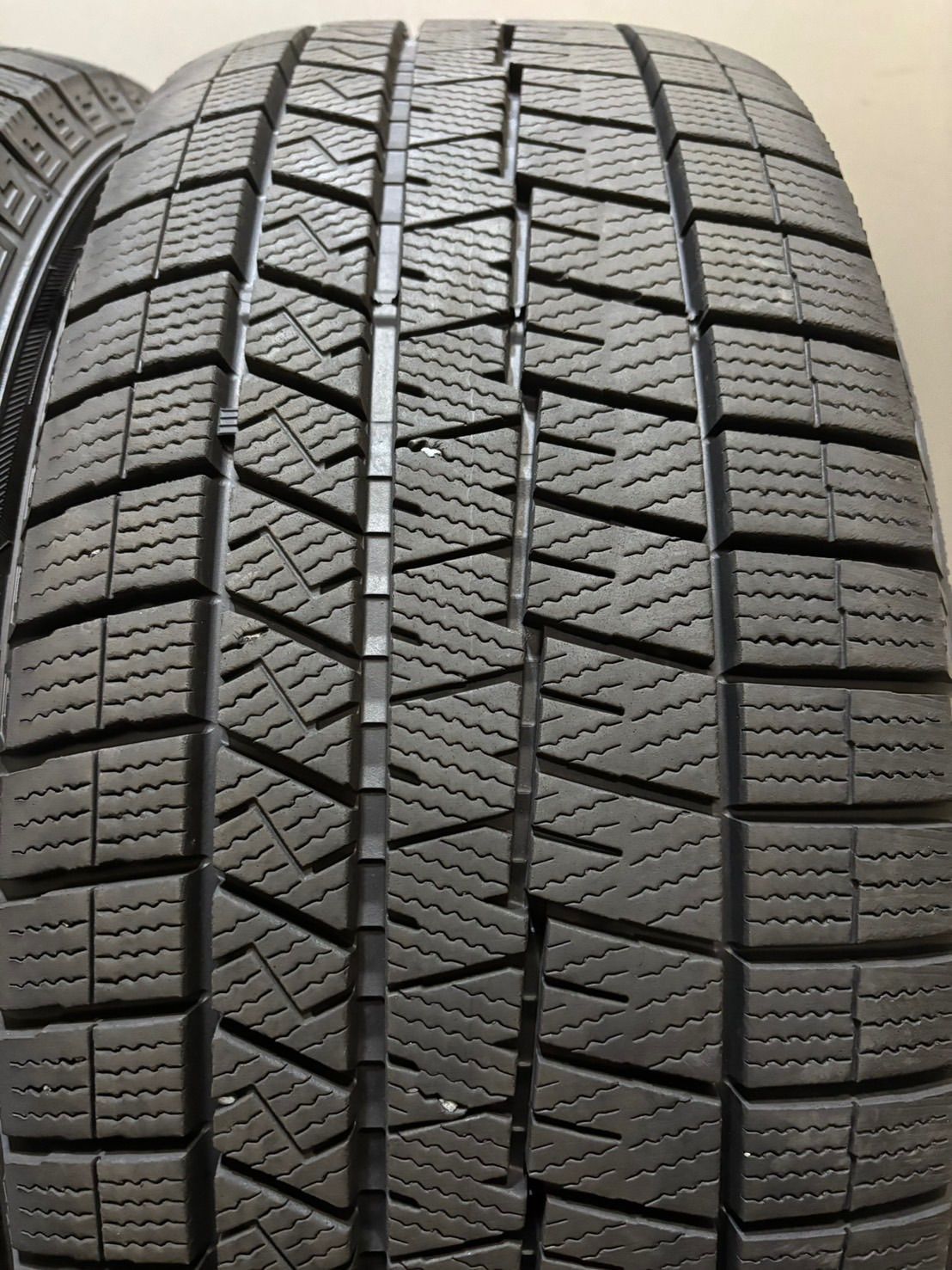 225 55R17 DUNLOP WINTER MAXX 03 21年製 スタッドレス 4本 ダンロップ ウィンターマックス フォレスター アルファード 南6-K267