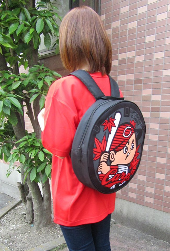 ※最終値下げ　Carp カープ　敷けリュック　廃盤 ☆期間限定値下げ☆】ご当地マンホールリュックサック 広島東洋