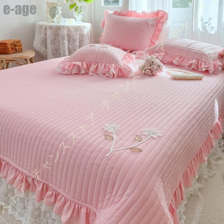 ベッドスプレッド