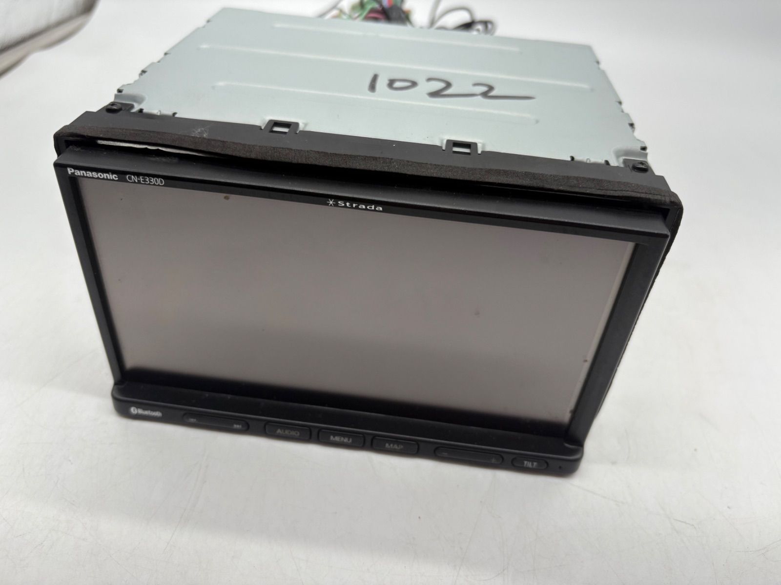 NO3027 パナソニック Panasonic カーナビ ストラーダ 7インチ ワイド CN-E330D