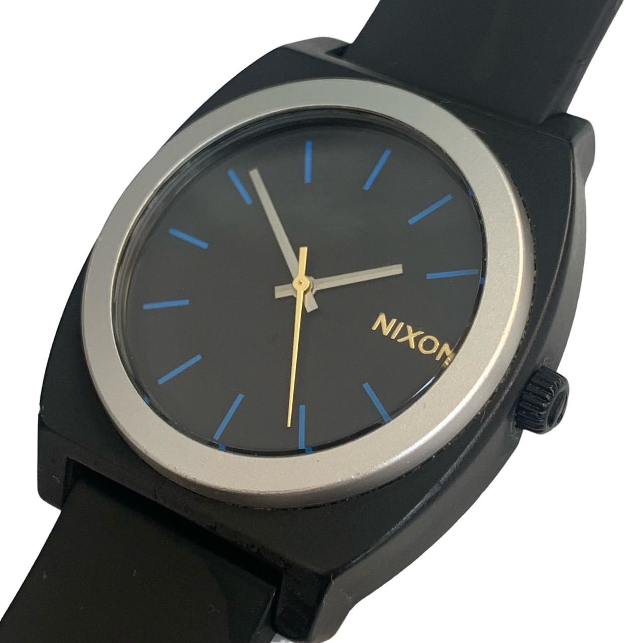 上美品です⭐️NIXON /ニクソン】 シンプルデザイン とてもカッコいい