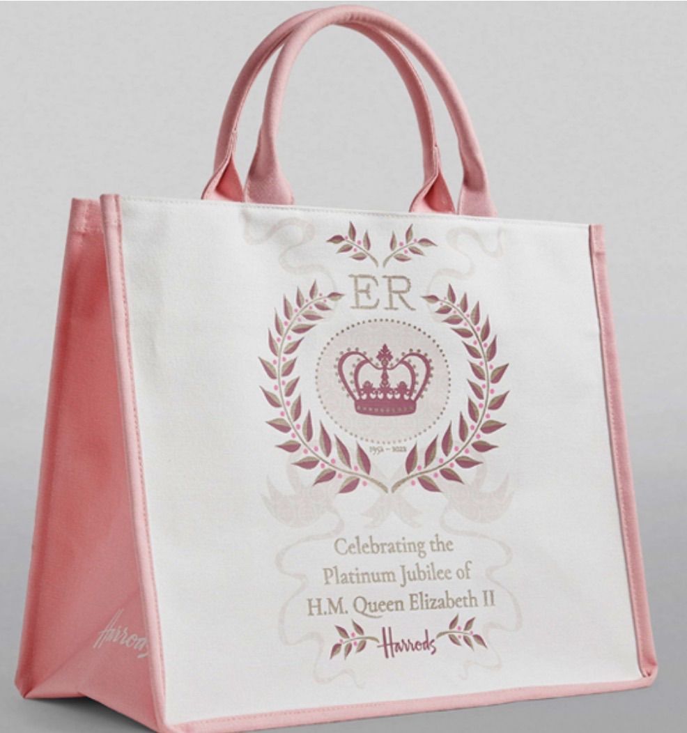 Large Queen’s Platinum Jubilee Shopper Bag ハロッズショッパーバッグ メルカリ