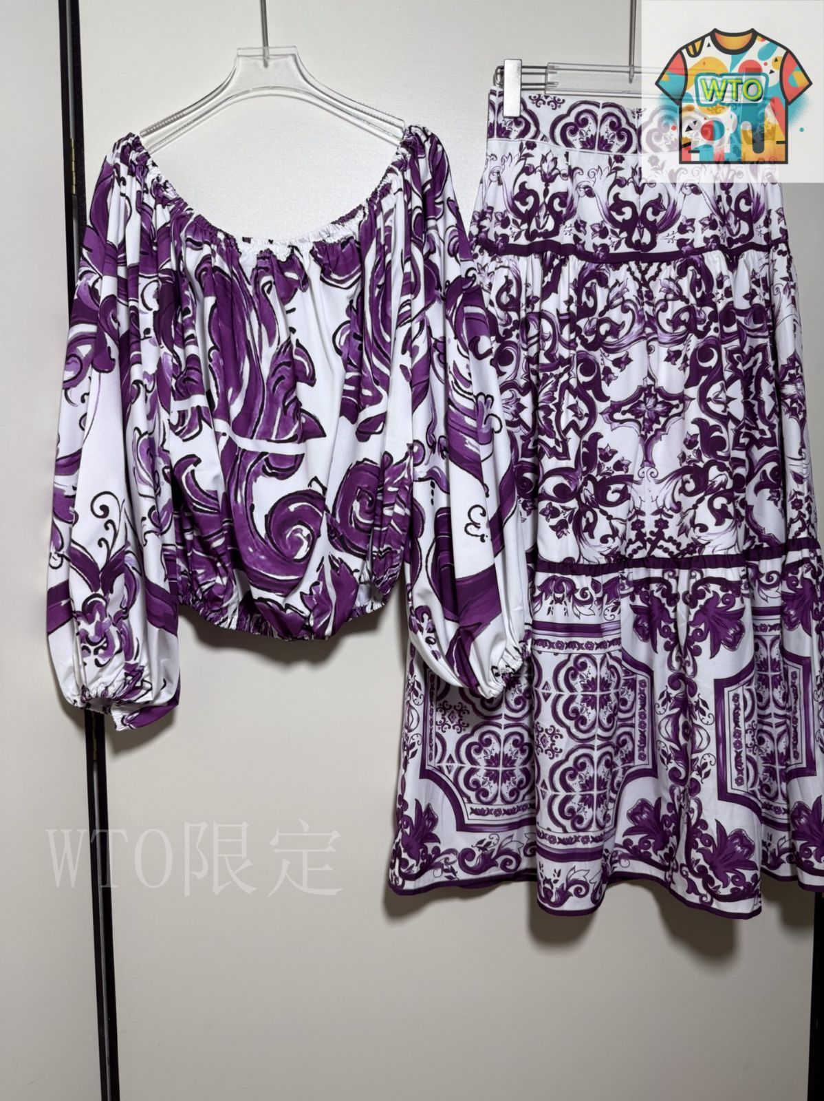 今日WTO】Dolce&Gabbana Purple Majolica Off-Shoulder Two-Piece Set