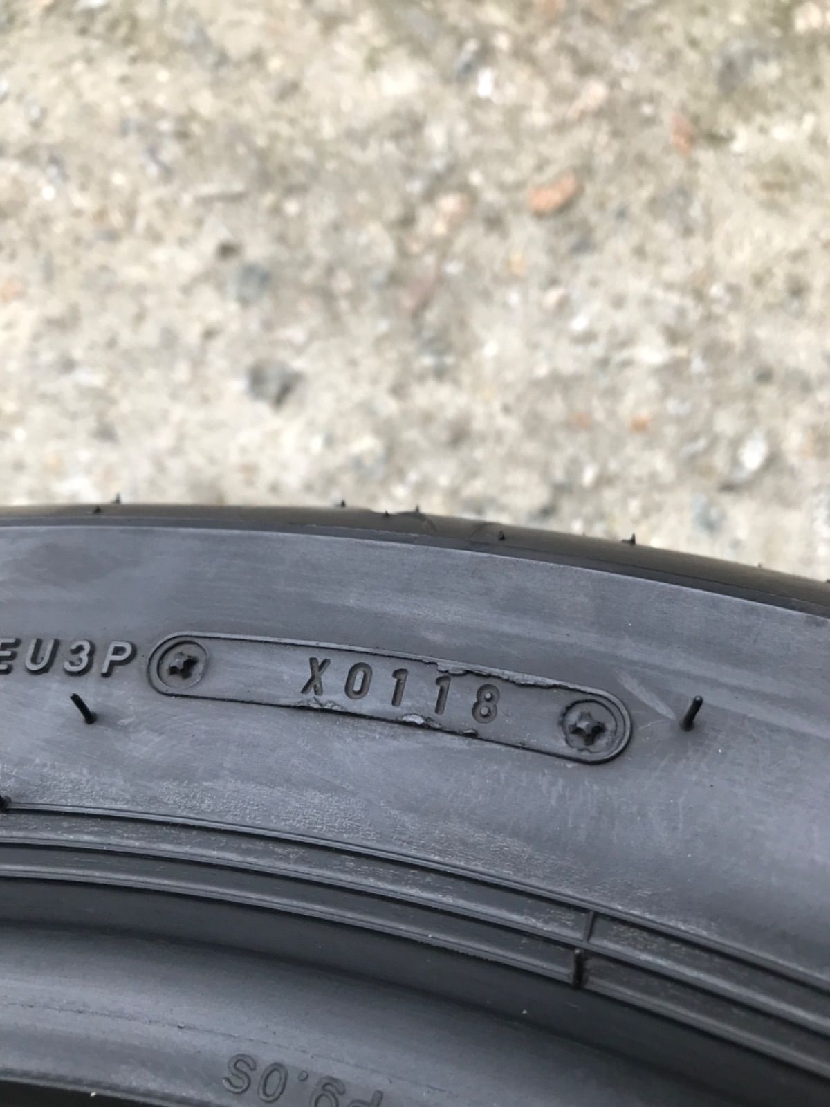 150|70ZR17 ラジアルリア7