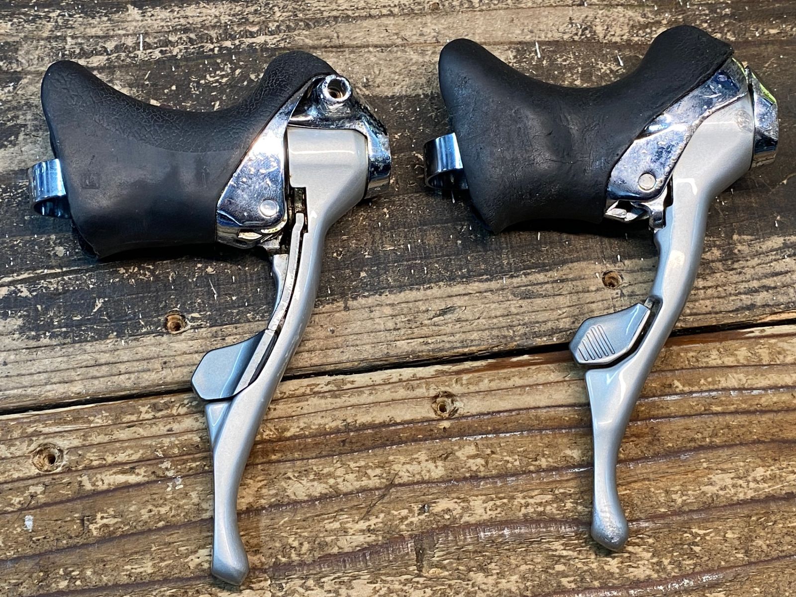 IX083 シマノ SHIMANO デュラエース DURA-ACE ST-7400 STIレバー 2x8S