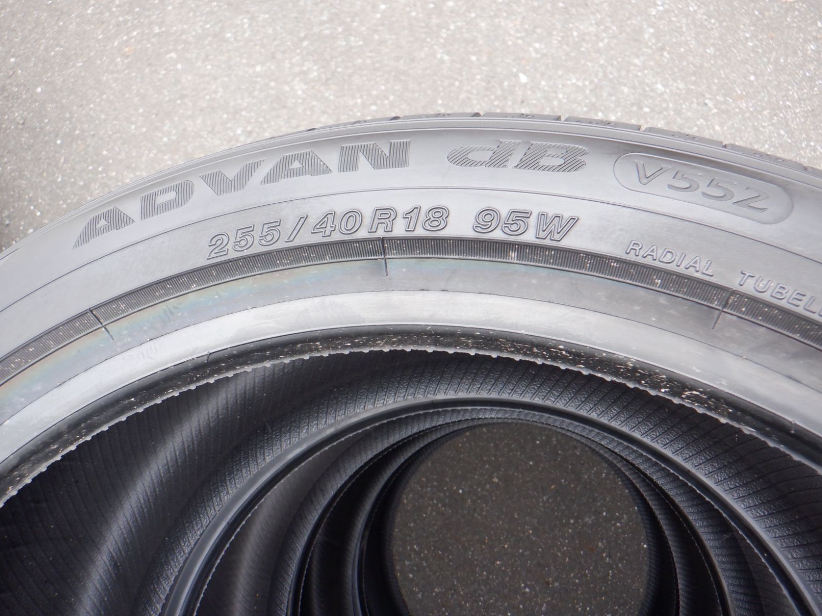 ジャガーXJなどに