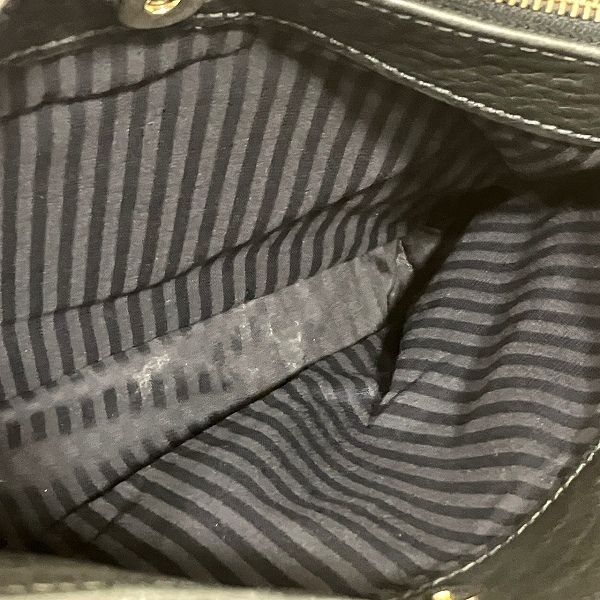 コーチ COACH