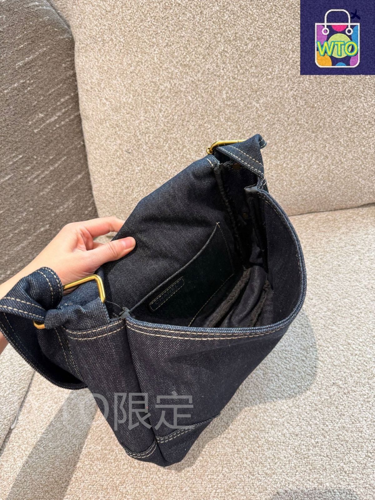 今日特価】Chanel シャネル デニムメッセンジャーバッグ