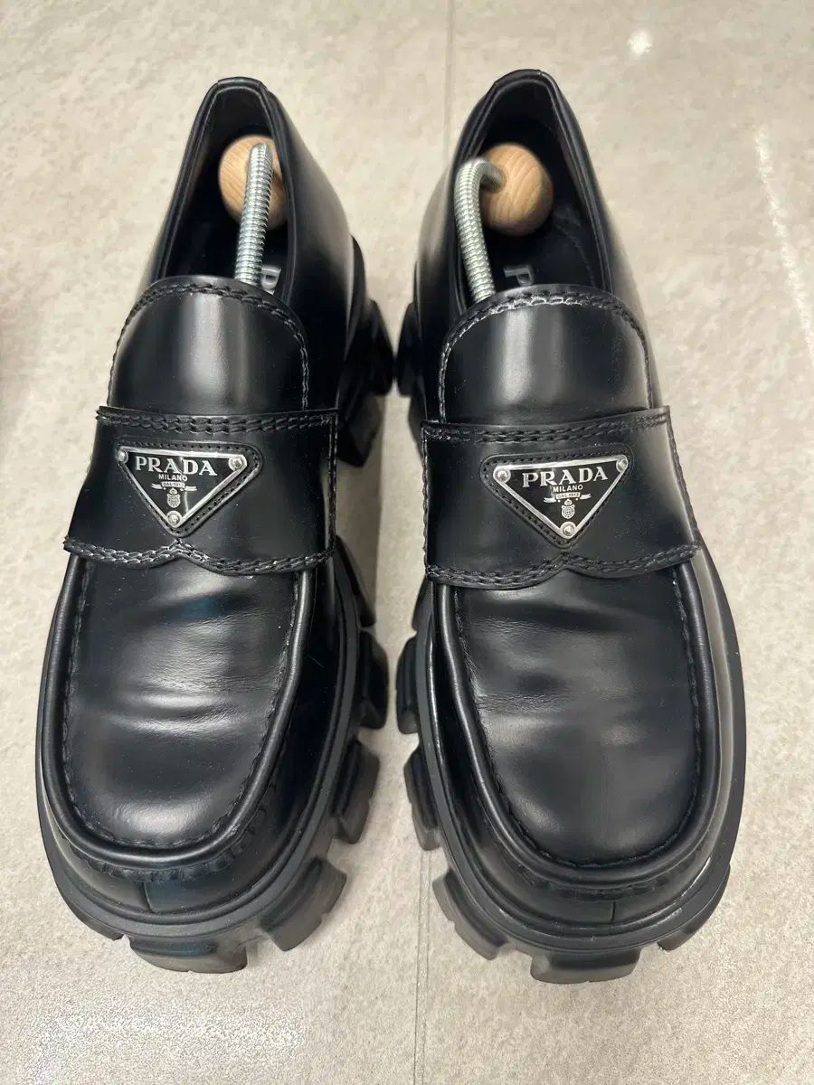 PRADA プラダ メンズ 黒 チャンキー ローファー 260