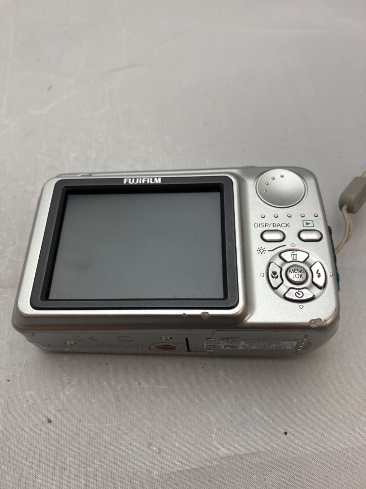 Fujifilm FinePix A610 コンパクトデジタルカメラ Amazon | Fujifilm FinePix A610デジタルカメラ(6MP、3倍光学