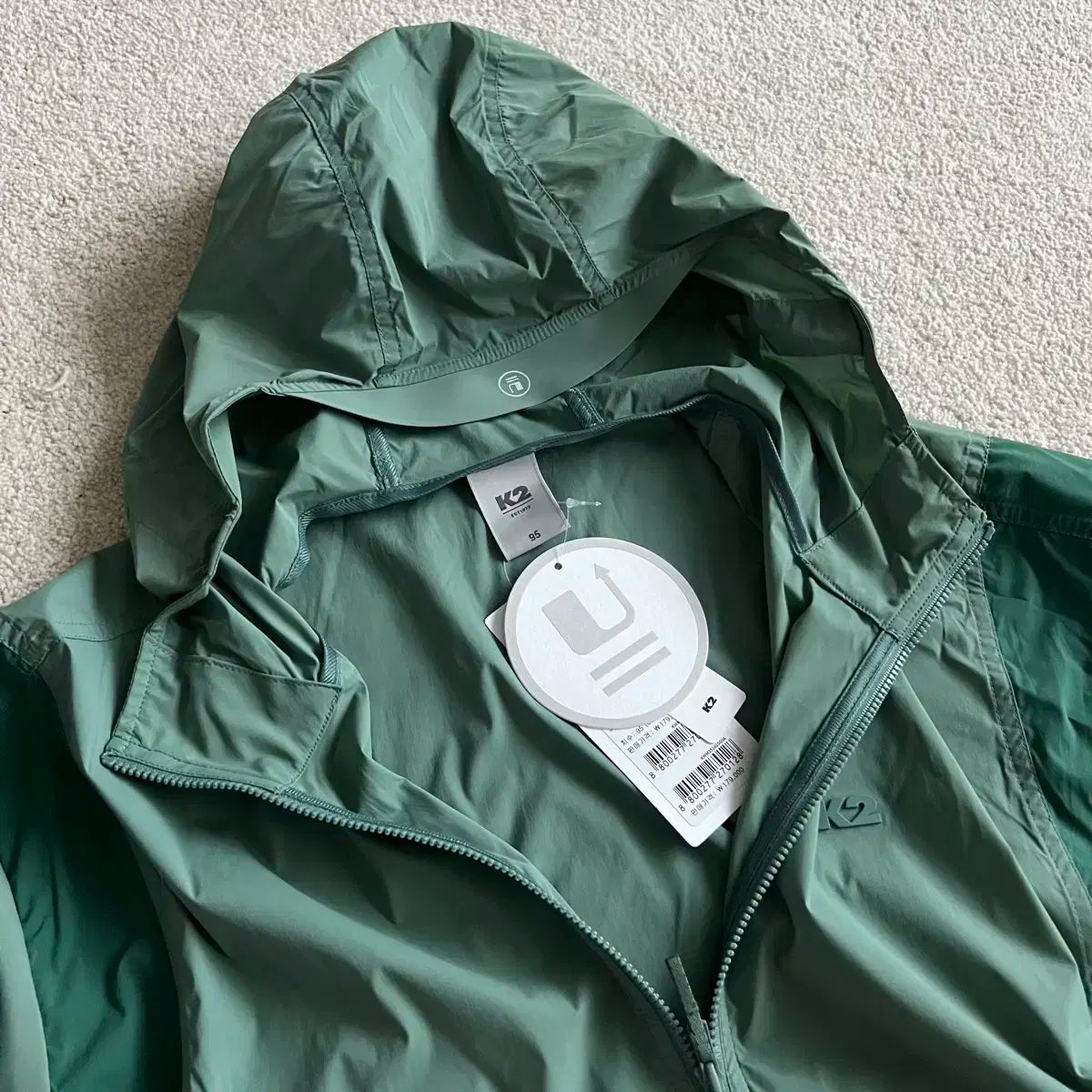 ジャケット 登山ウェア