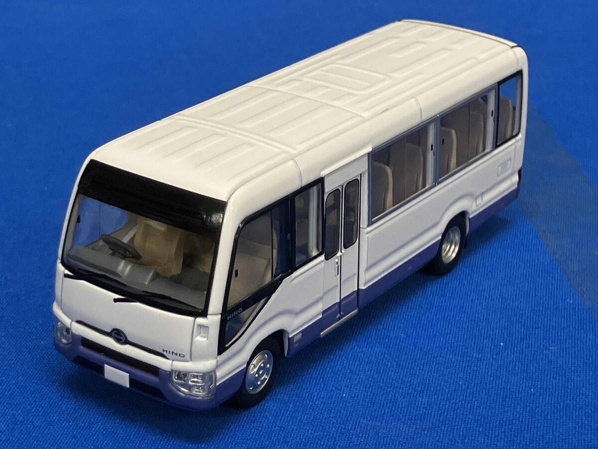 トミカ LVーN326a 日野リエッセII LX 白/紫 リミテッド