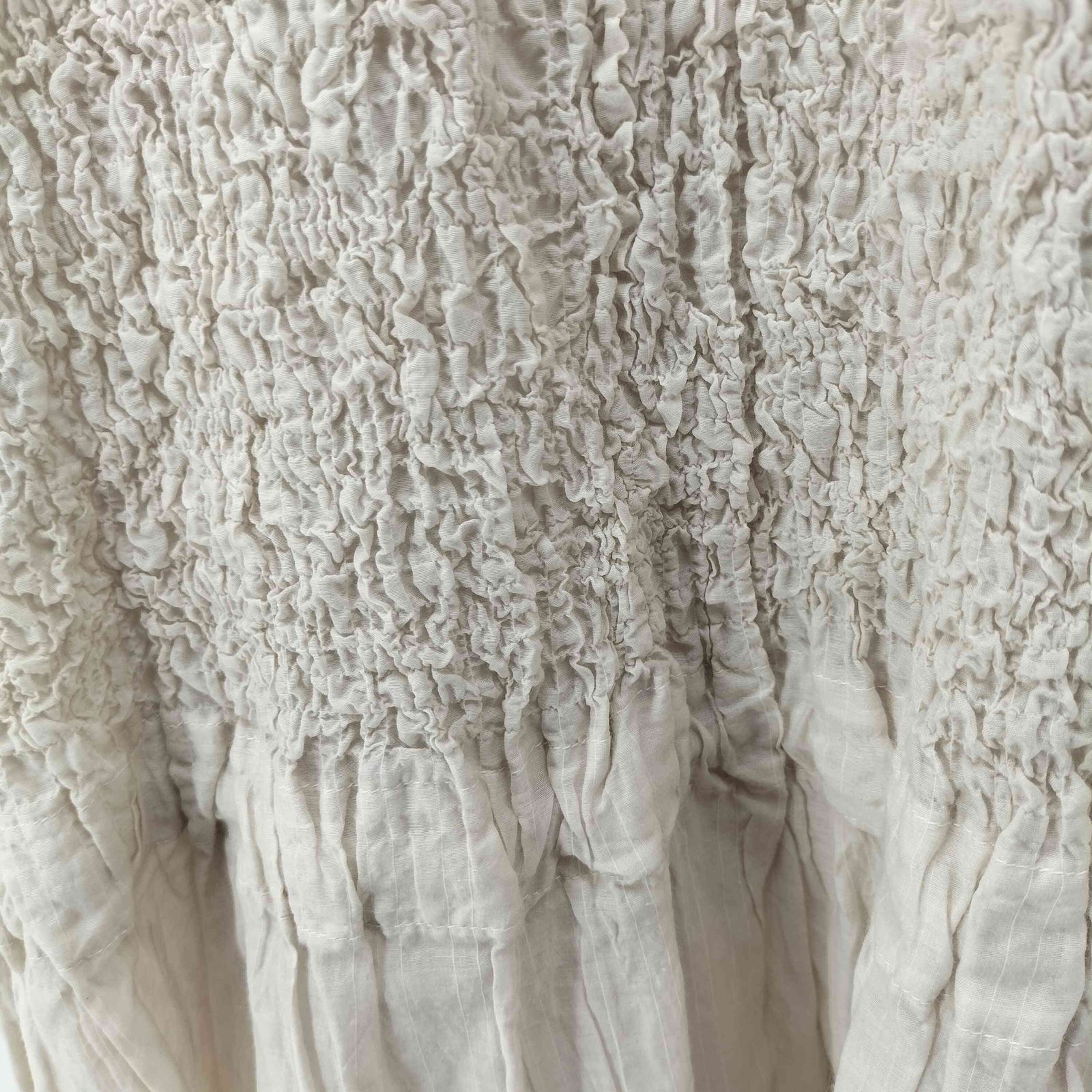 美品 me　ISSEY MIYAKE　イッセミヤケ カリフラワー　ワンピース イッセイミヤケ ミーISSEY MIYAKE me アンカー刺繍消しカリフラワー