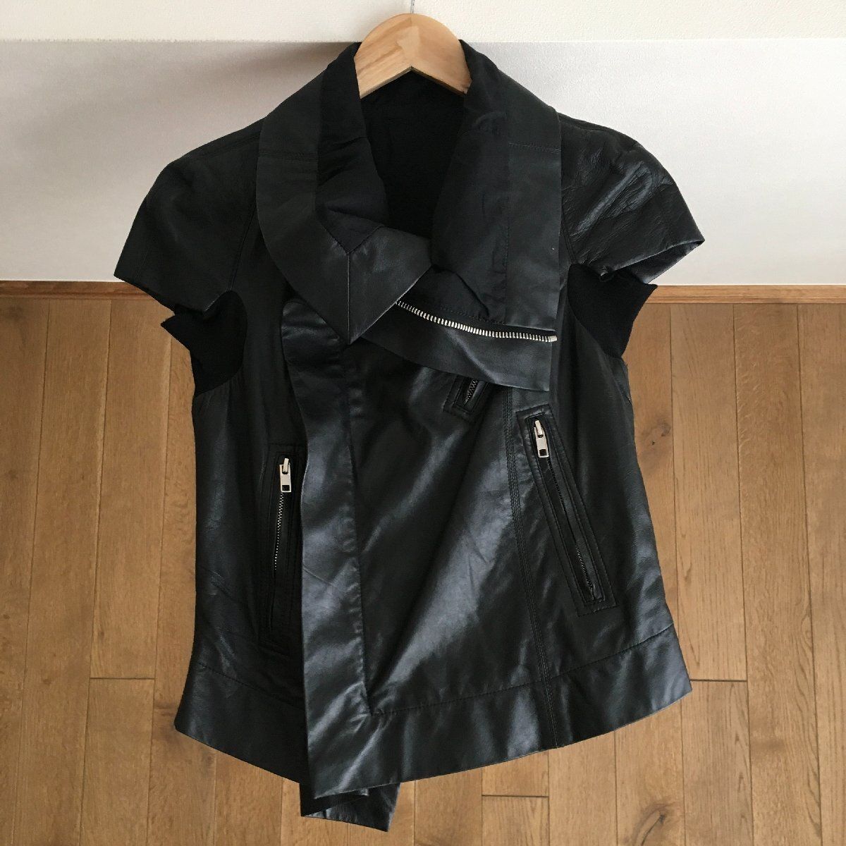 美品 Rick Owens リックオウエンス レザー 変形 ジャケット ベスト４０ - メルカリ