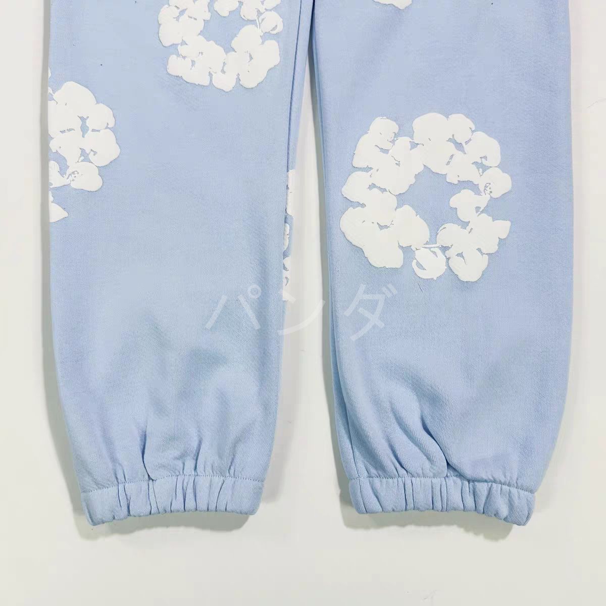 DENIM TEARS 花柄スウェットパンツ Mサイズ DENIM TEARS 花柄スウェットパンツ Mサイズ