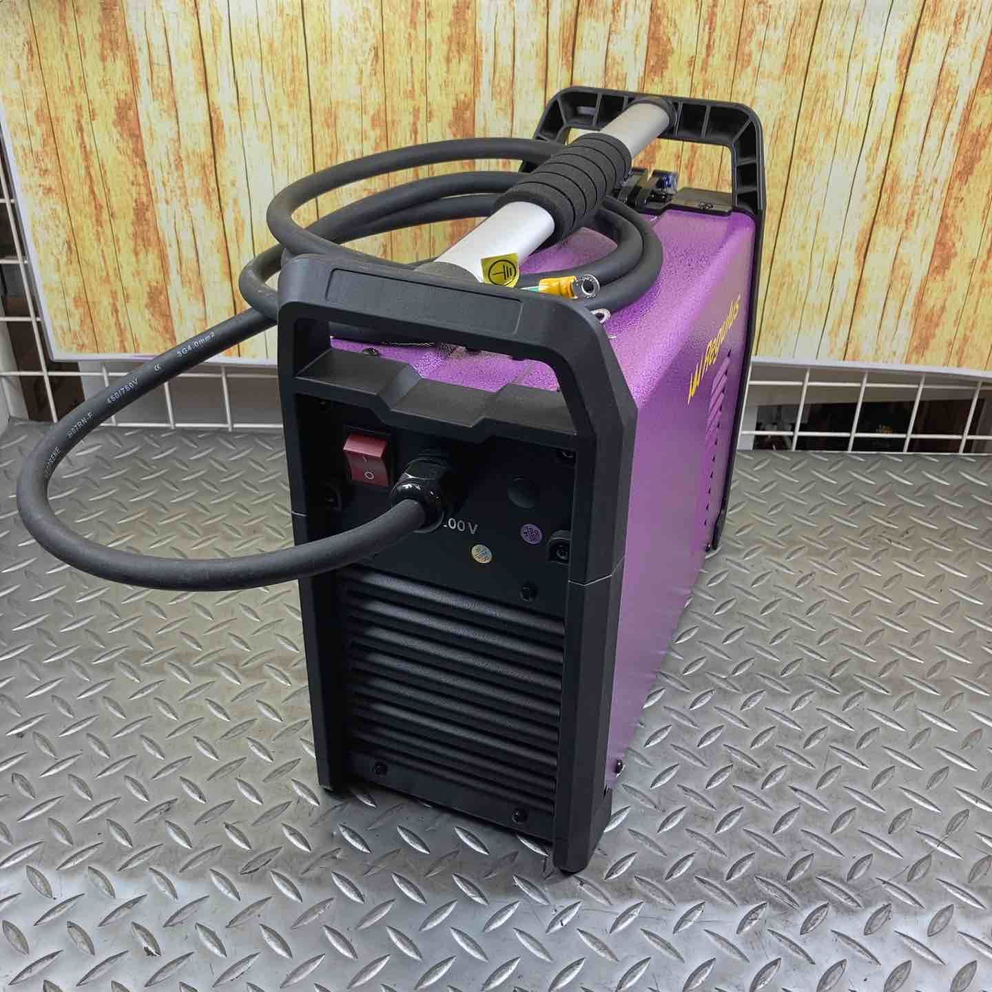 インバータ直流溶接機 RAA-200D