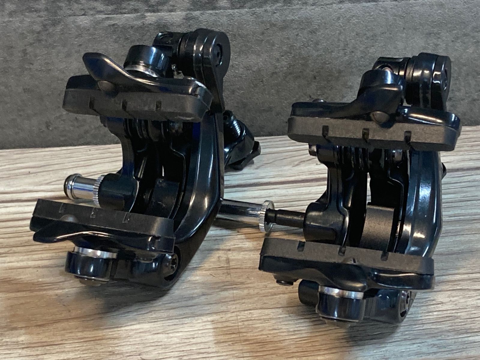 JI301 シマノ SHIMANO デュラエース DURA-ACE BR-R9100 キャリパーブレーキ 前後セット BRIGHTFACE_UK