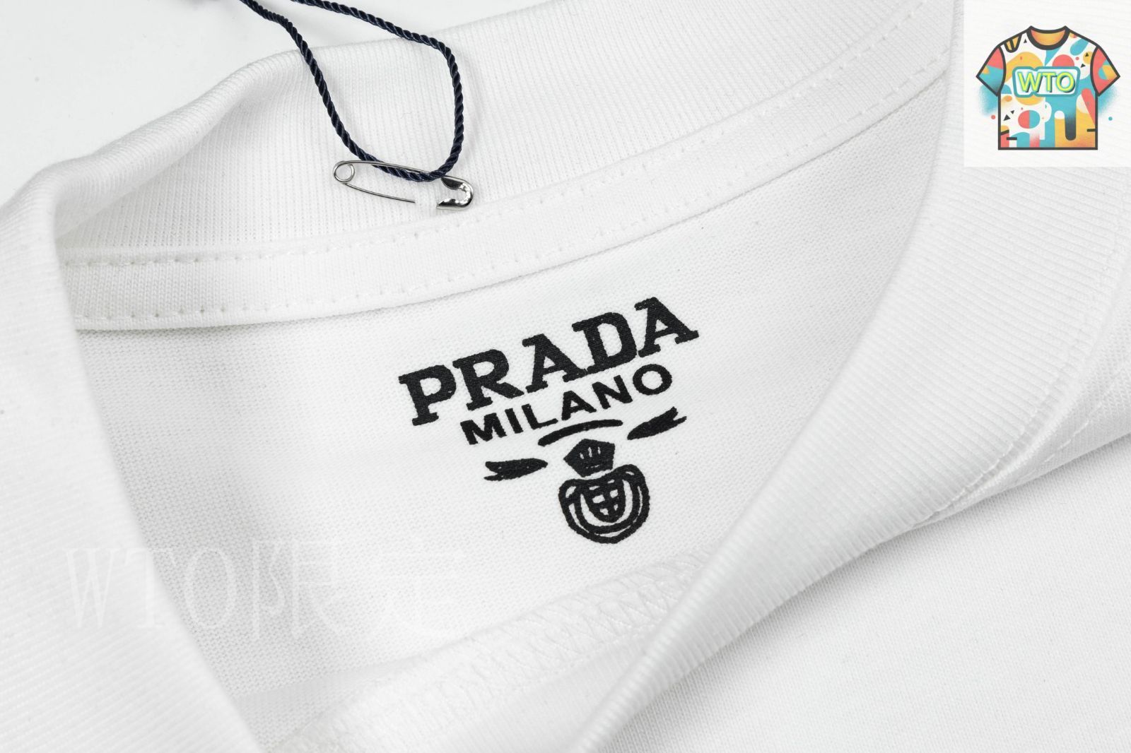 今日特価】PRADA 2025 SS Short-sleeve プラダ 2025 春夏短袖 T