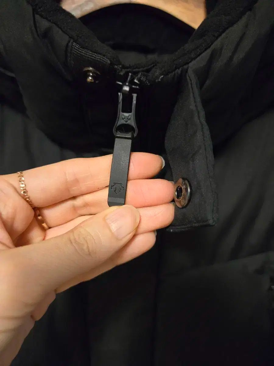 DESCENTE デサント