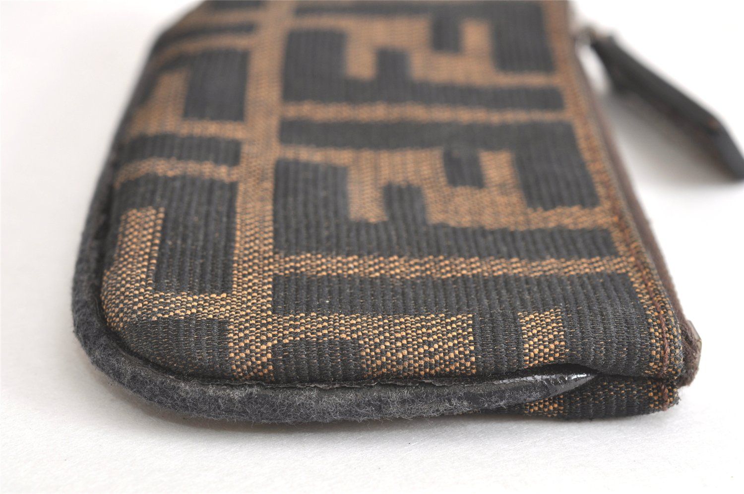 フェンディ ズッカ柄