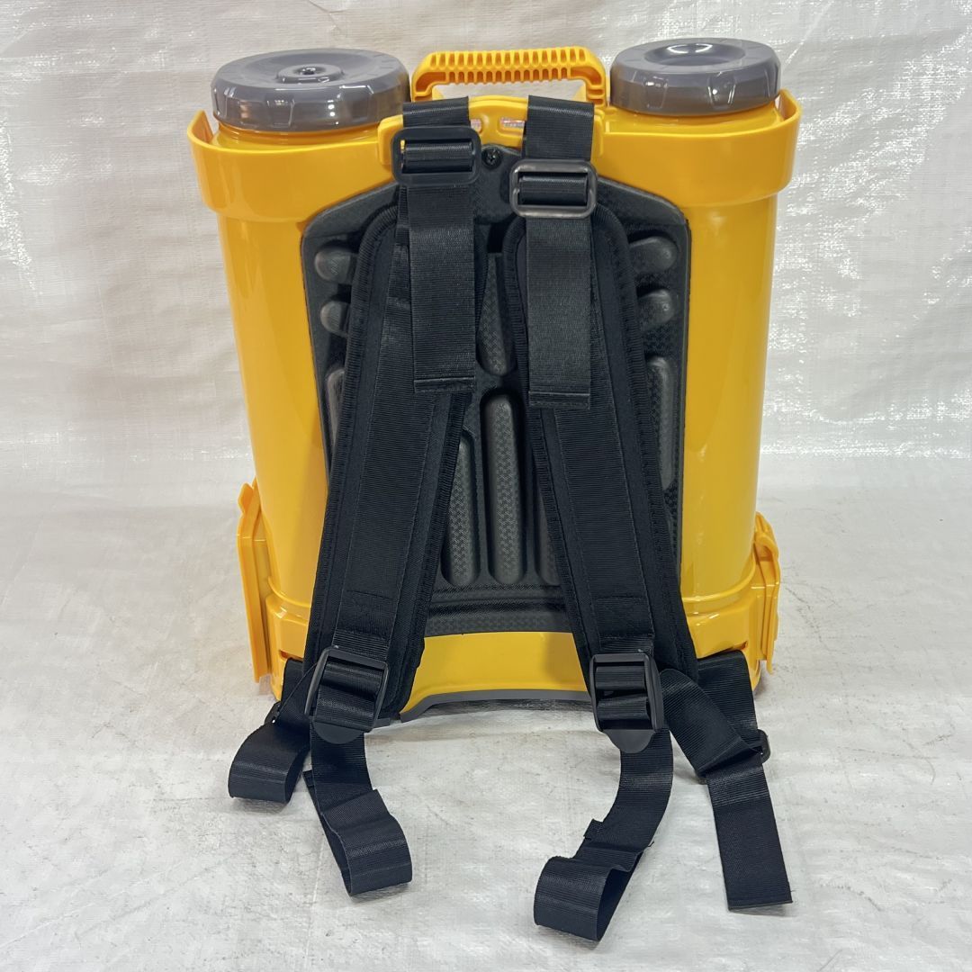 背負い式 12L